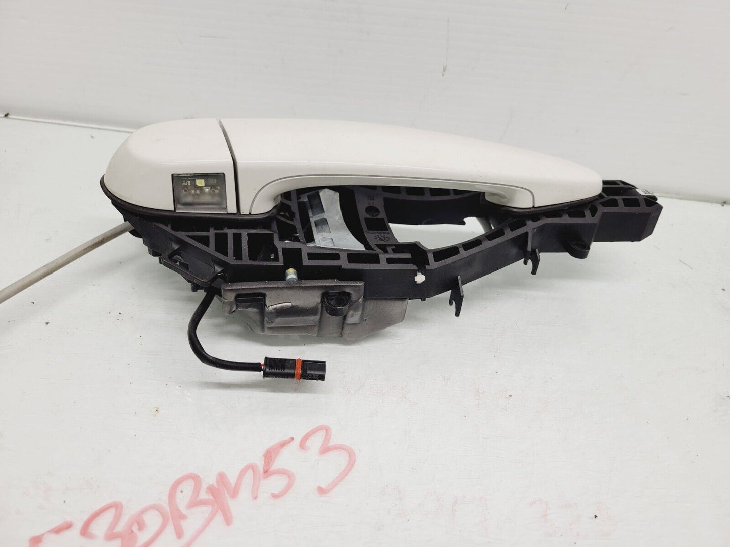 2016-2018 BMW 320I 330I 340I Right Rear Door Handle White Oem