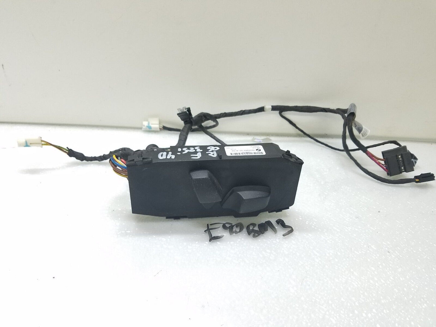 2006-2008 BMW E90 325I 328I 330I 335I Front Right Seat Control Switch 6936984