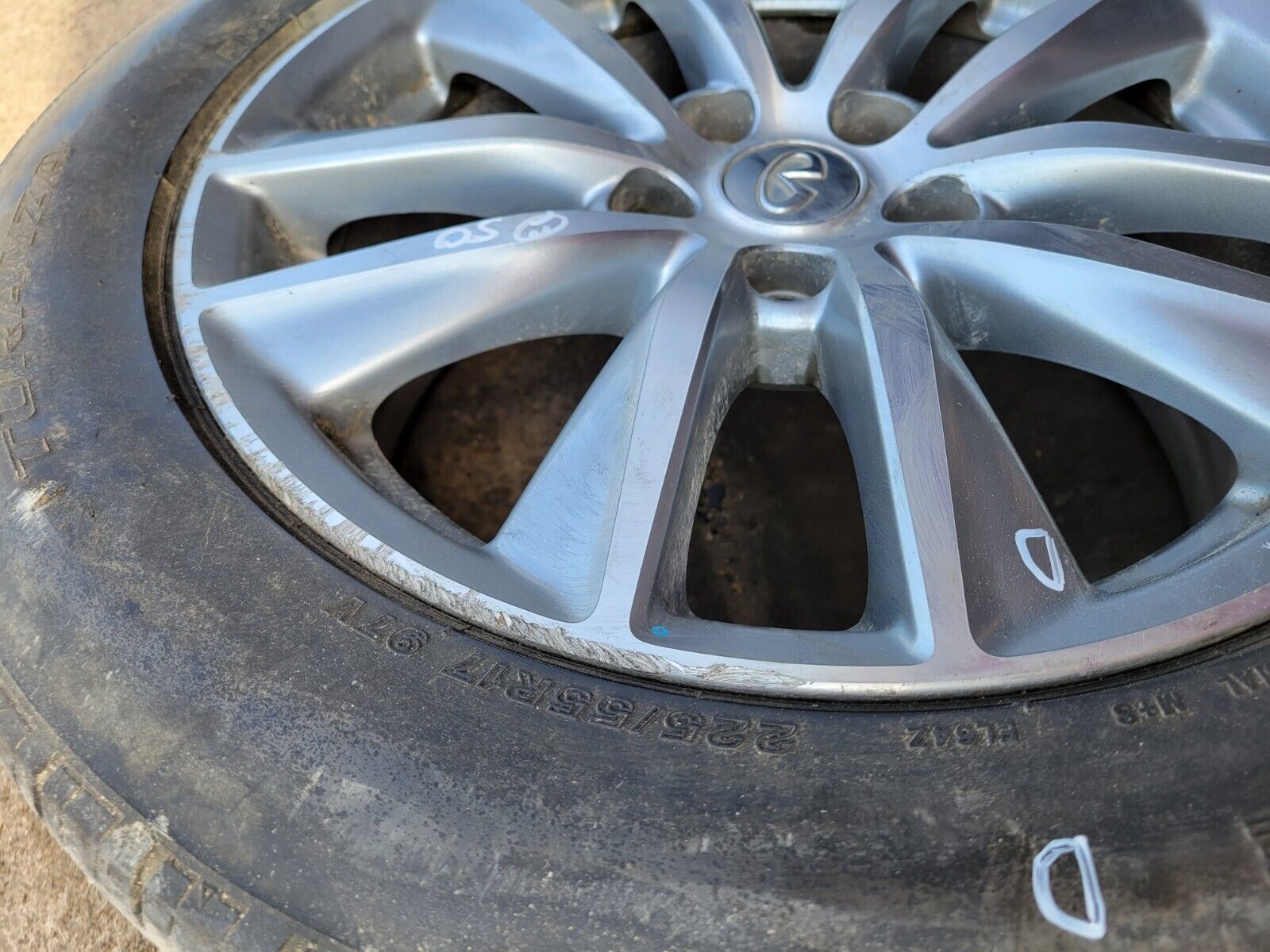 2014-2017 Infiniti Q50 225 55 17" WHEEL RIM OEM