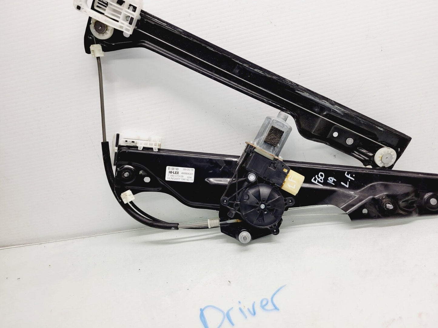 2017-2020 Mini Cooper Countryman Left Front Driver Window Regulator W/ Motor Oem