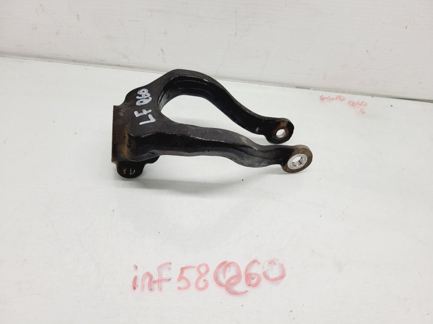 2014-2015 Infiniti Q60 Awd Driver Front Strut Fork Bracket