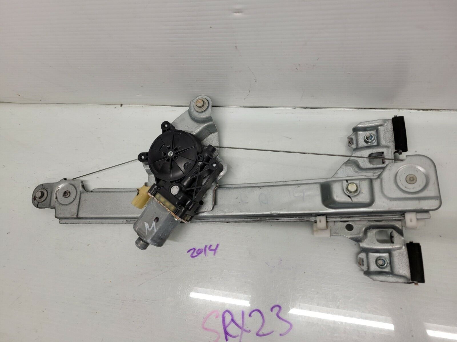 2013-2016 Cadillac Srx Right Rear Door Window Regulator W/ Motor Oem