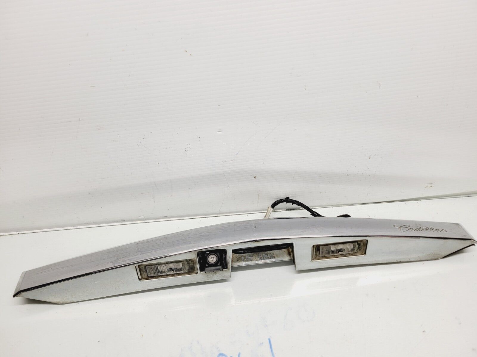 2013-2016 Cadillac Srx Liftgate Trim W/ Camera Oem