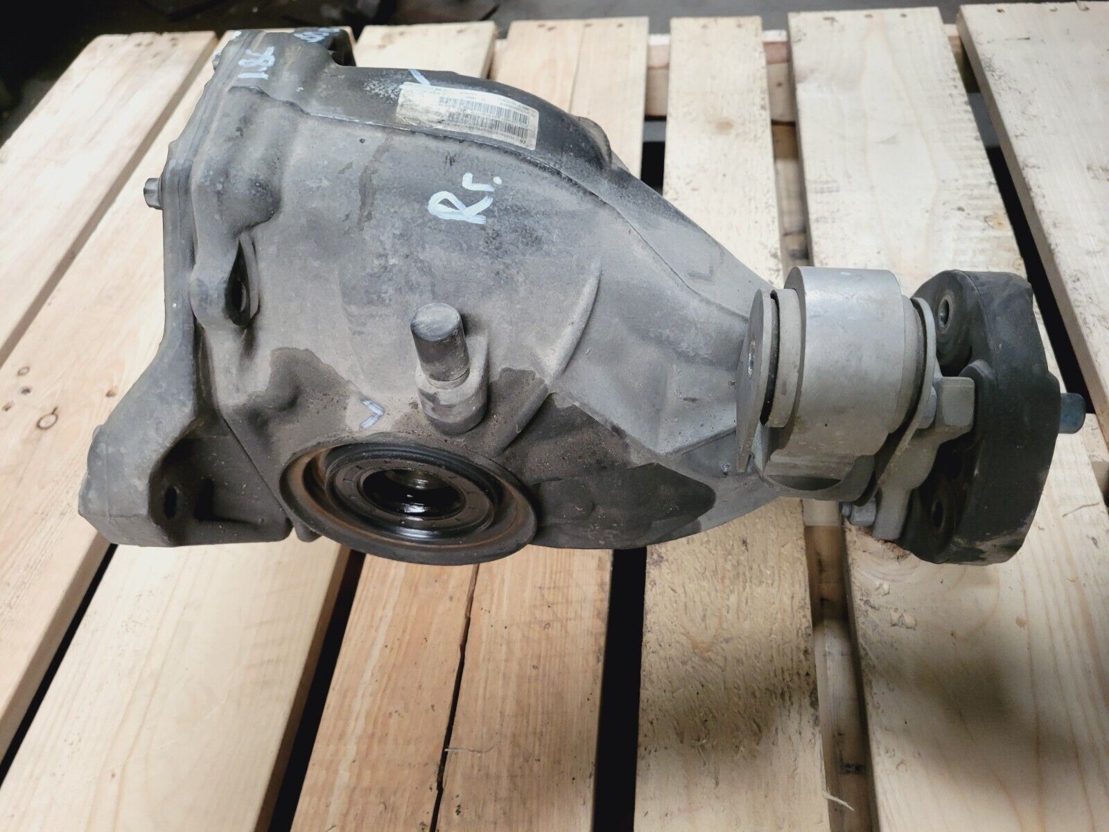 2012-2014 Mercedes C250 1.8L Rear Differential Carrier 3.07 ratio OEM 2123506314