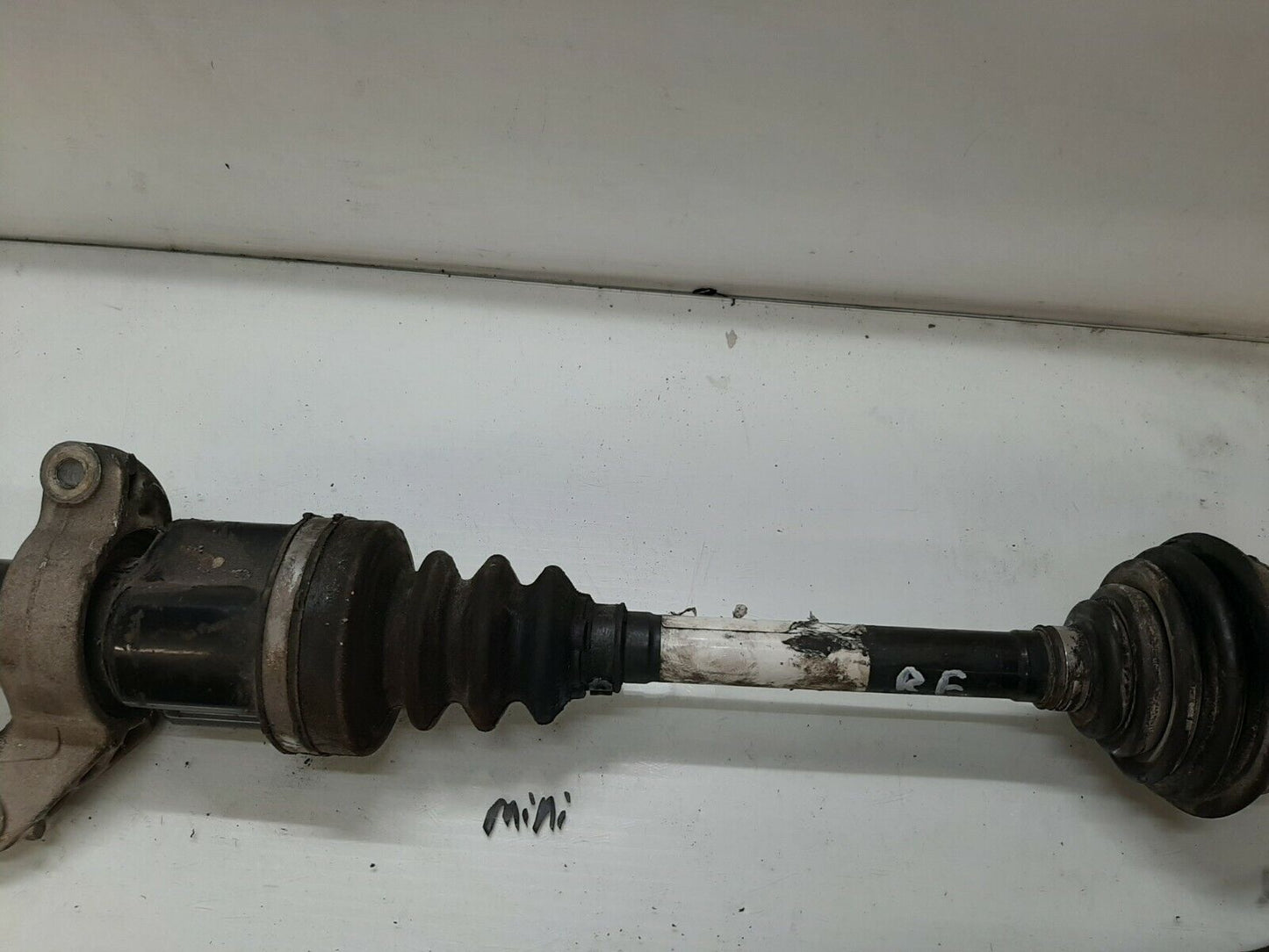 142008-2013 Mini Cooper Clubman S Right Front Axle Driveshaft Oem