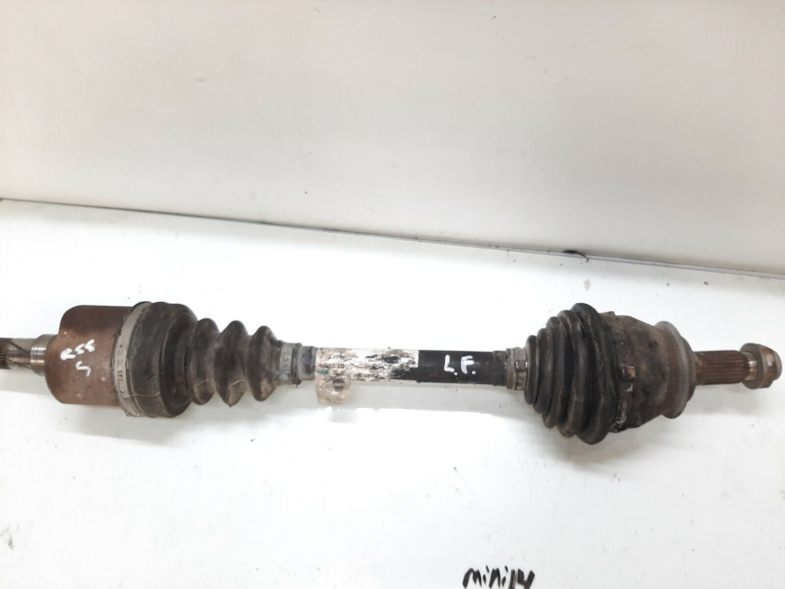 2008-2013 Mini Cooper Clubman S Left Front Axle Driveshaft Oem