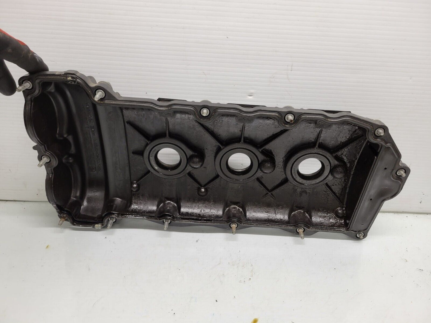 2010-2011 Cadillac Srx 3.0L Engine Valve Cover Right Oem