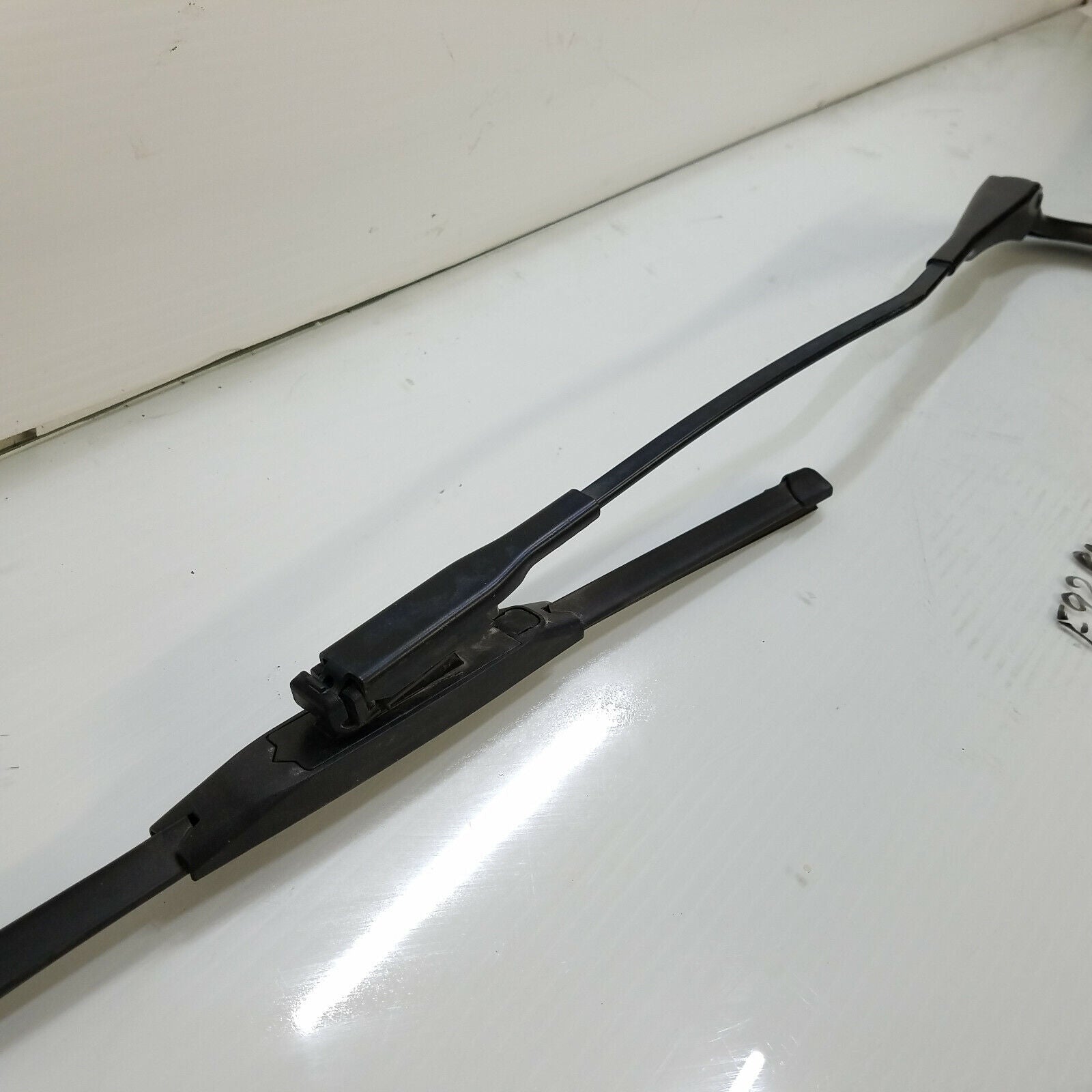 2011-2013 BMW 328I 335 Coupe Right Side Windshield Wiper Arm Blade Oem 7253397