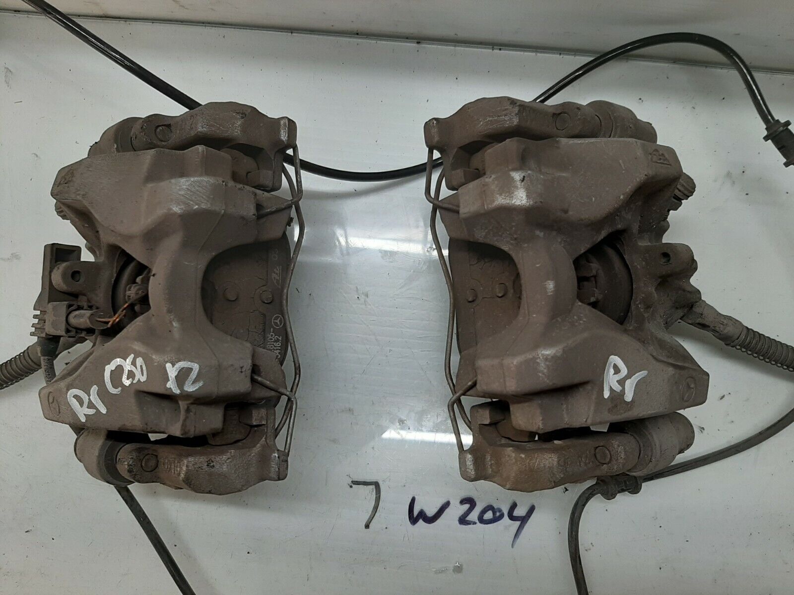 2012-2014 Mercedes C250 C300 C350 Rwd Rear Brake Caliper Set Oem