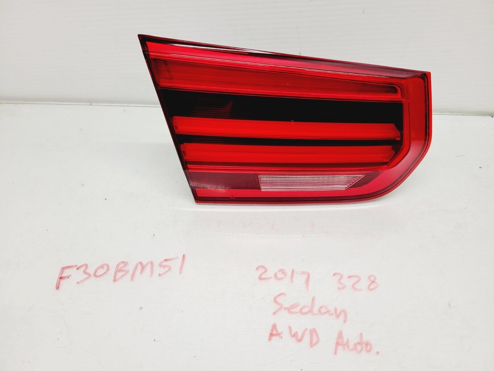 2016-2018 BMW 330I Driver Inner Tail Light Lamp Original 8736912107