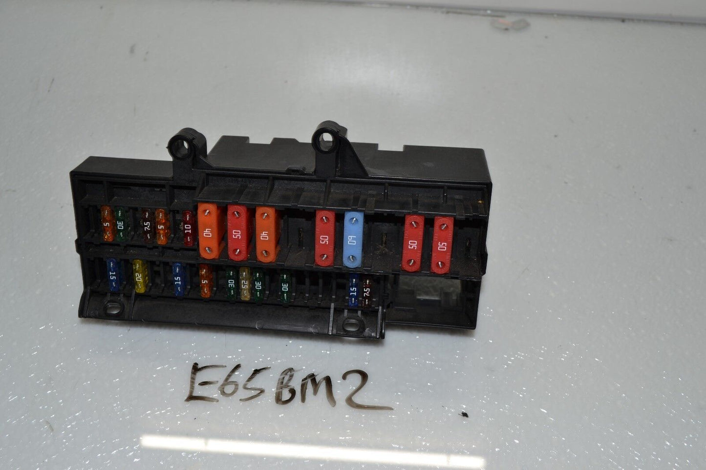 2006-2008 BMW 750Li 750I Power Distribution Trunk Fuse Relay Box 6900582