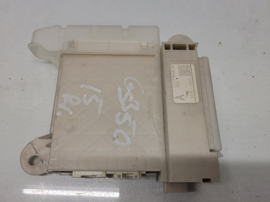 2013-2015 Lexus Gs350 Gs450H Rear Trunk Junction Fuse Box Module Oem