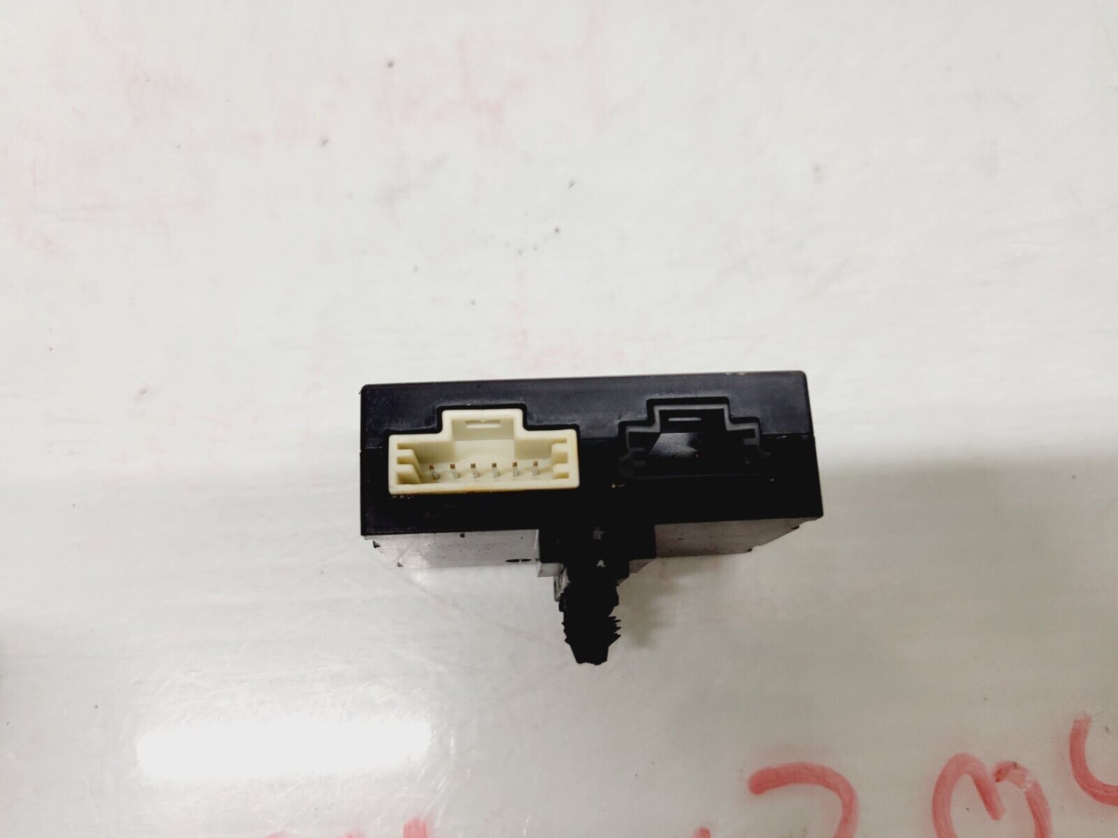 2012-2014 Mercedes C250 C350 Rear View Camera Control Module OEM 1645430062