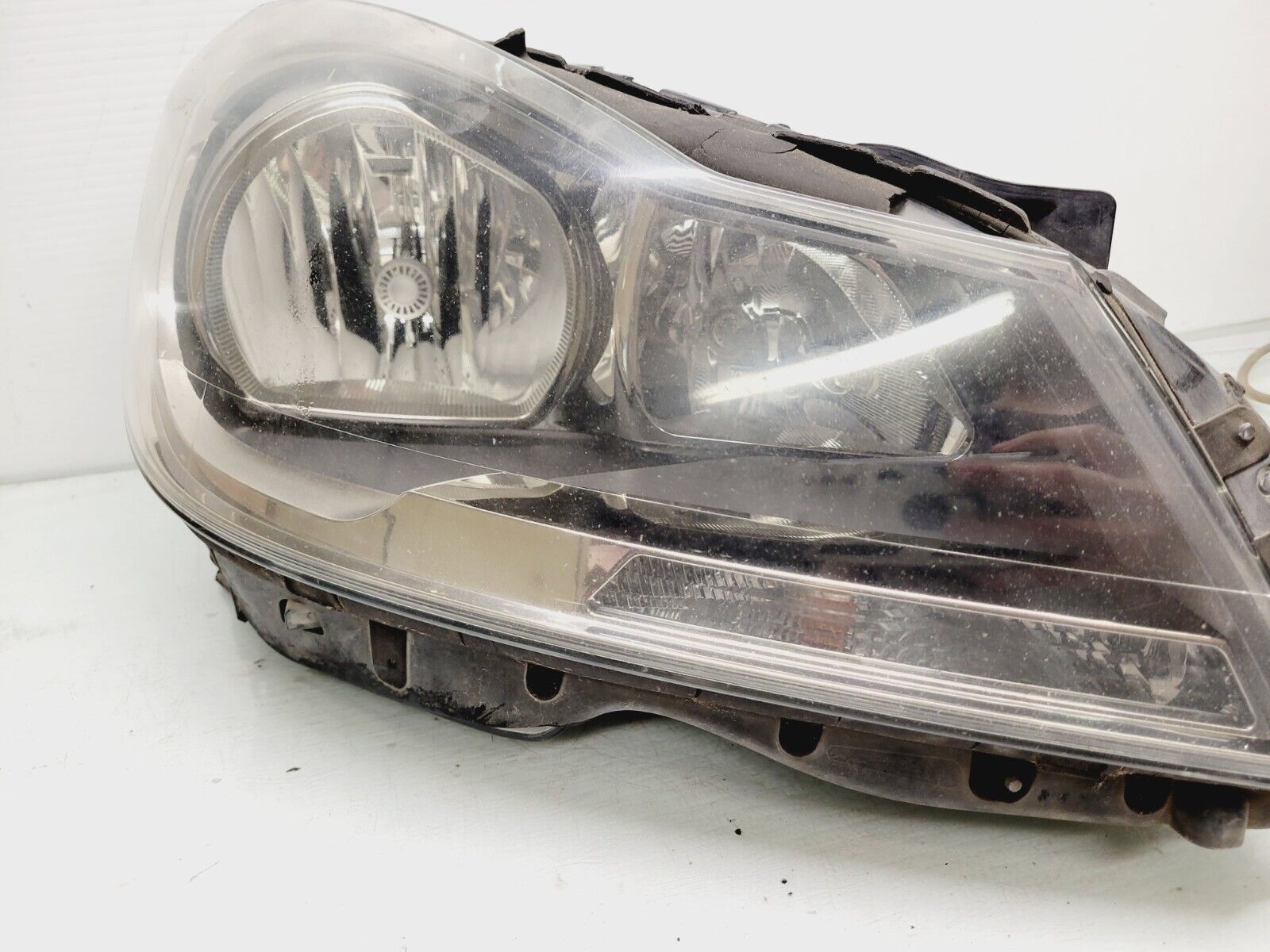 2012-2014 Mercedes C250 C350 Sedan Right Headlight OEM A2048200039