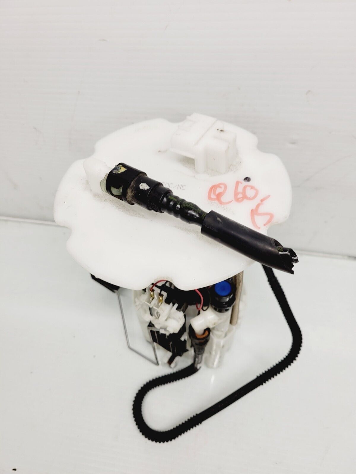 2014-2015 Infiniti Q60 3.7L Fuel Pump Module Oem