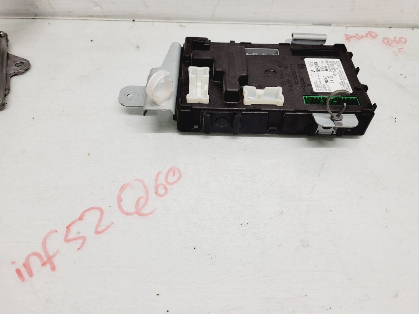 2014-2015 Infiniti Q60 Bcm Body Control Module 284B1-1Nc8C