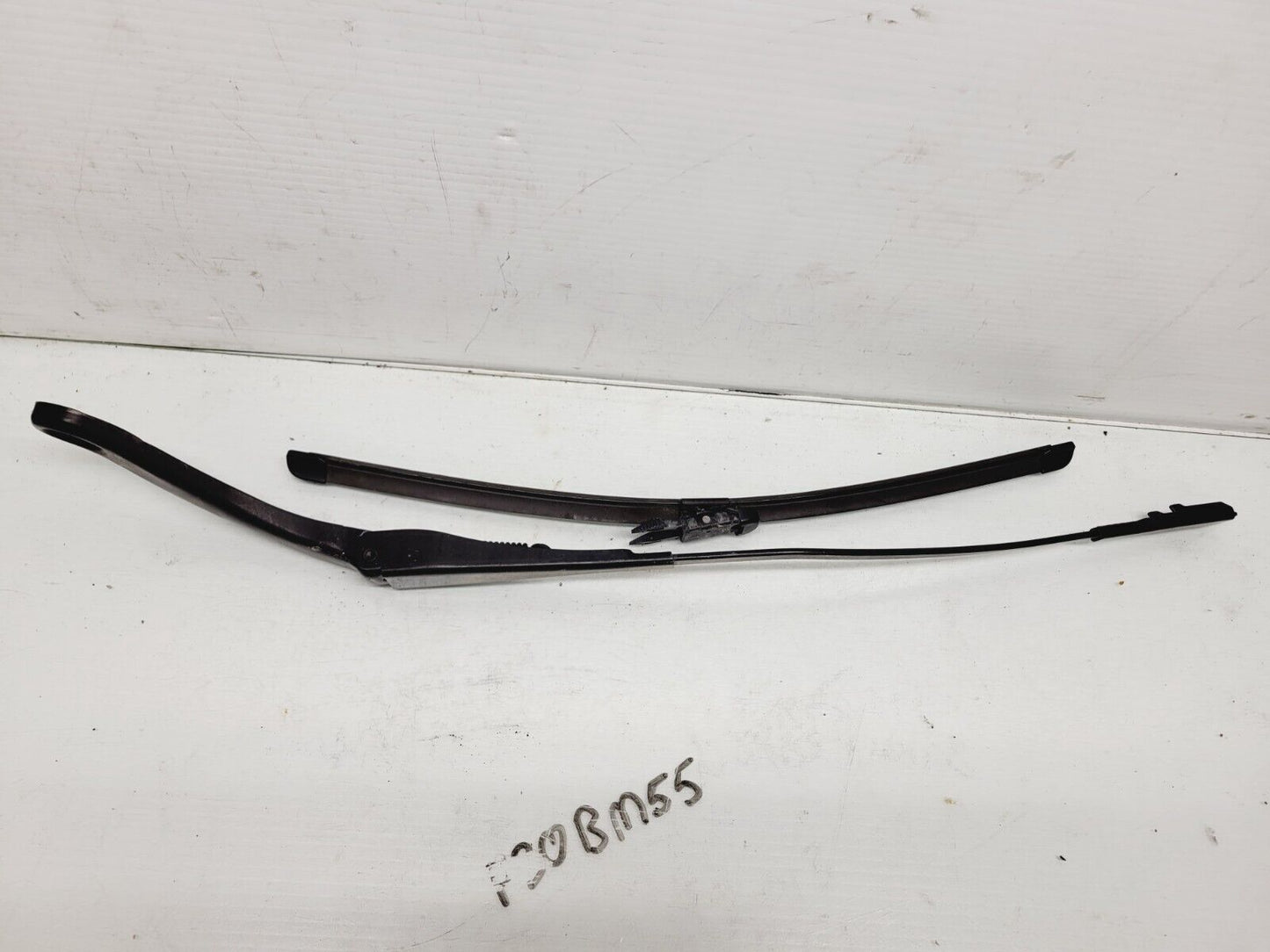 2012-2016 BMW 328I 335I F30 Right Windshield Wiper Arm Oem