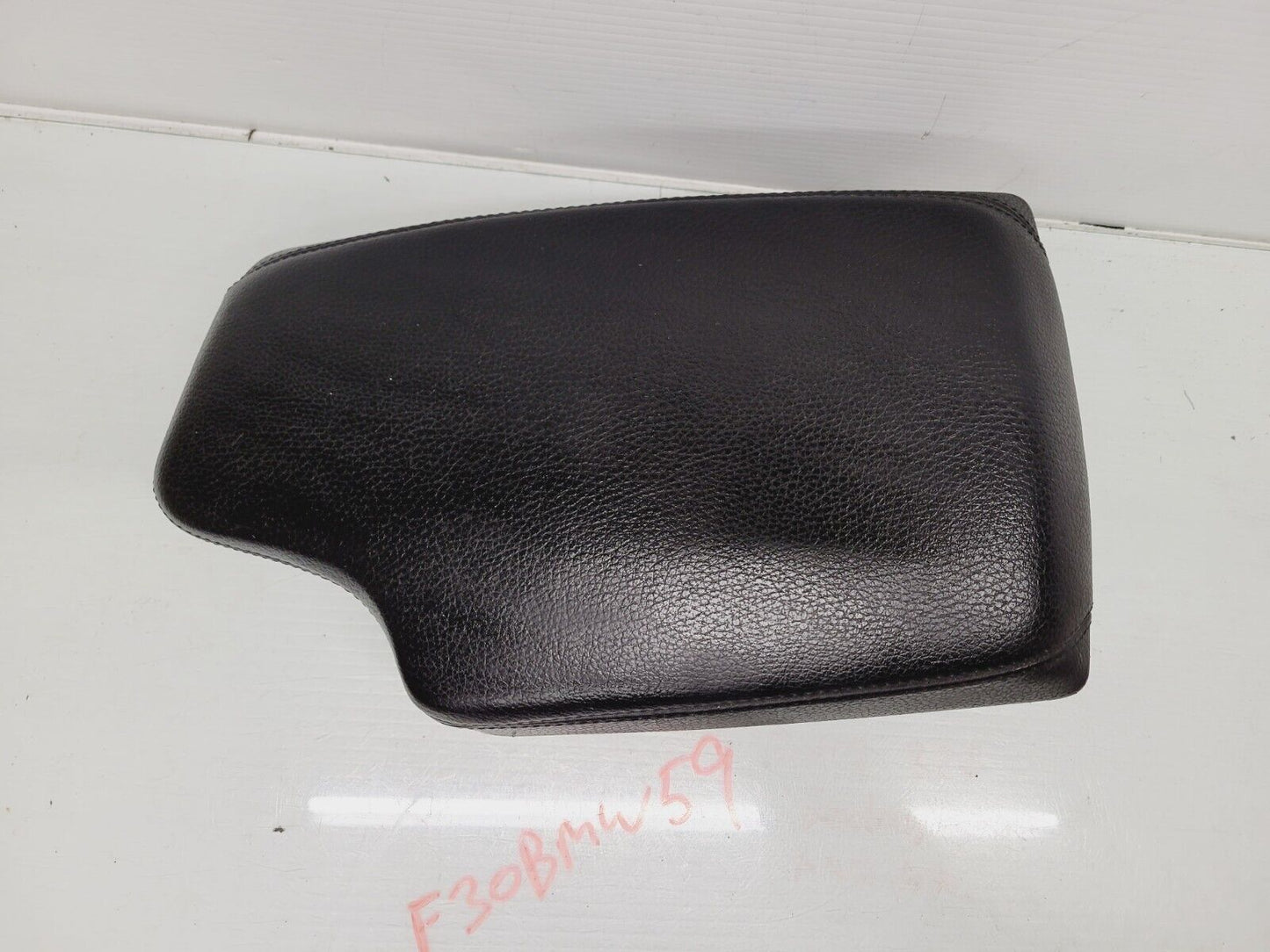 2016-2018 BMW 320I 330I 340I Console Armrest Black