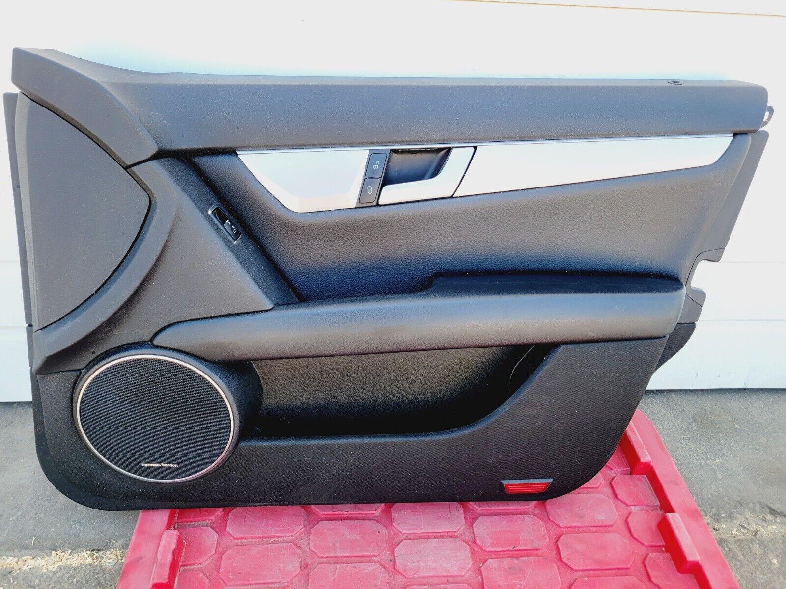 2008-2014 Mercedes C250 C300 C350 Passenger Front Interior Door Panel Black