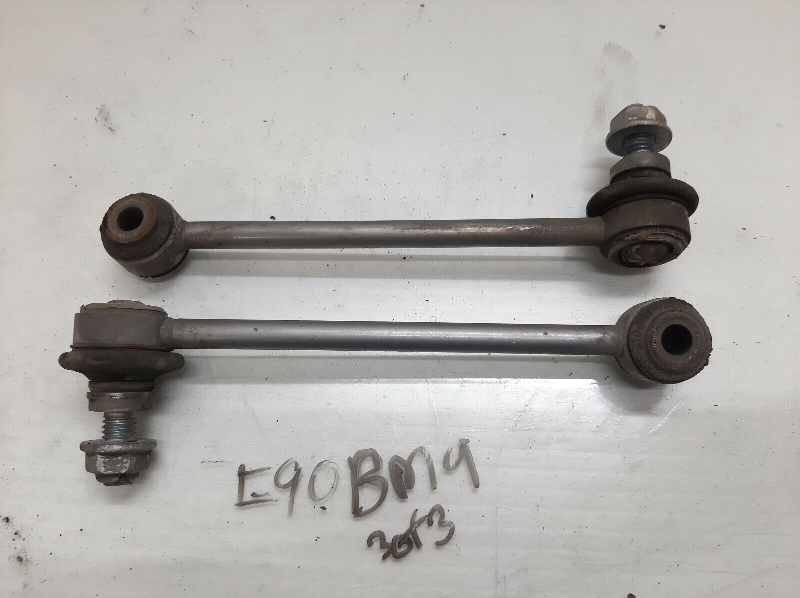 2009-2011 BMW 328I 335I Rear Suspension Links Oem