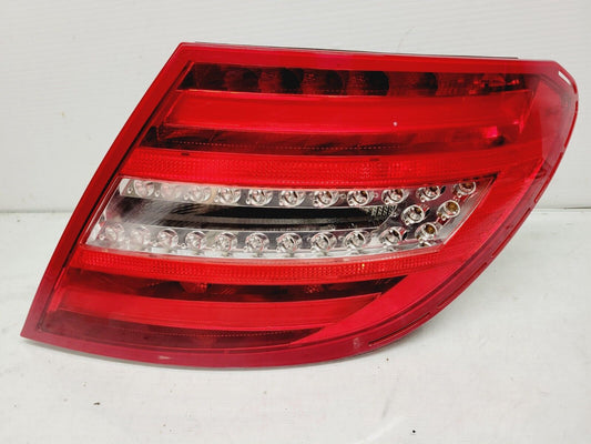 2012-2014 Mercedes C250 c300 Right Rear Passenger Tail Light OEM 2049060703