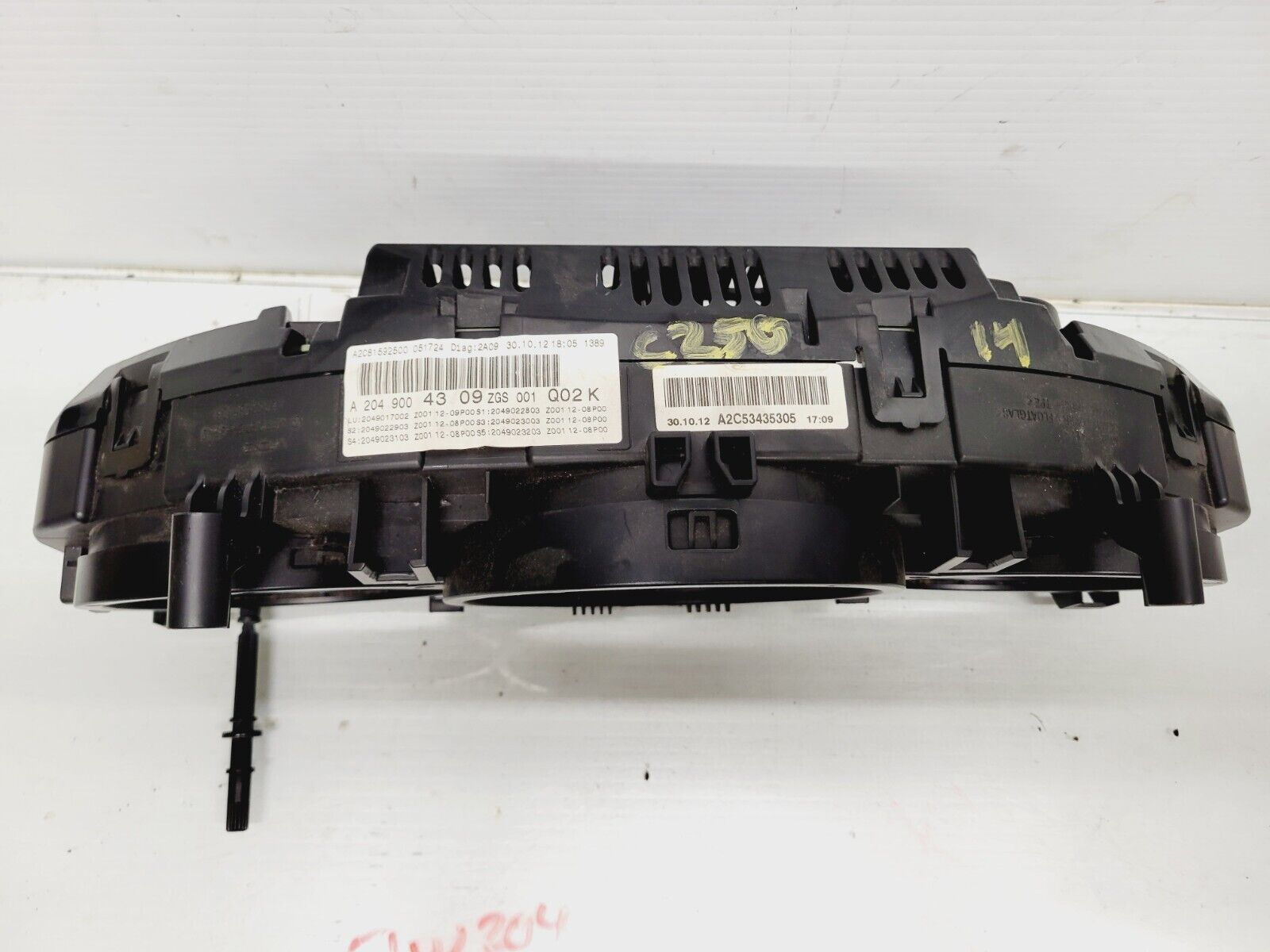 2012-2014 Mercedes C250 C350 C300 Speedometer Instrument Cluster 2049004309