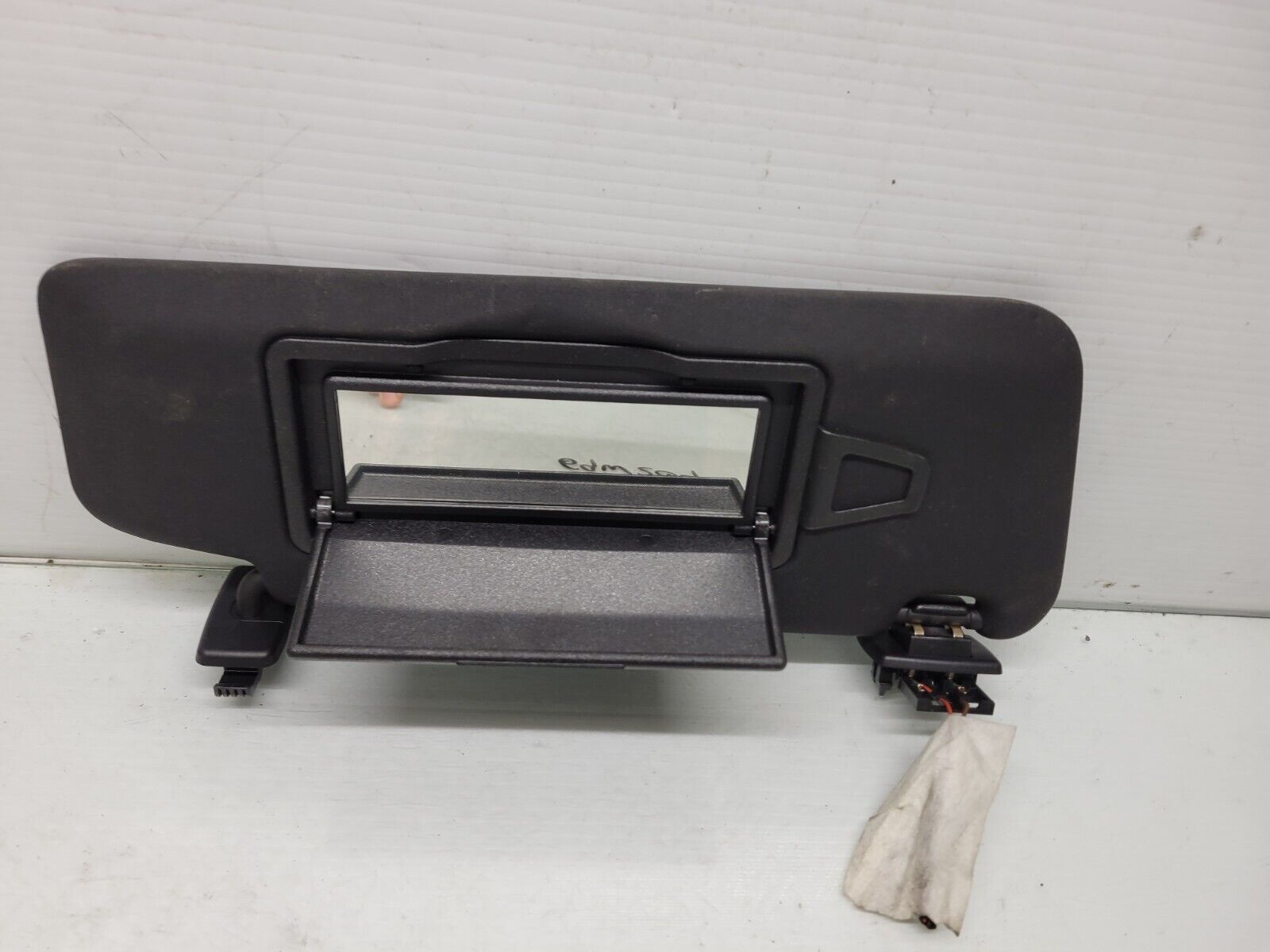 2012-2014 Mercedes C250 Right Front Passenger Sun Visor Oem