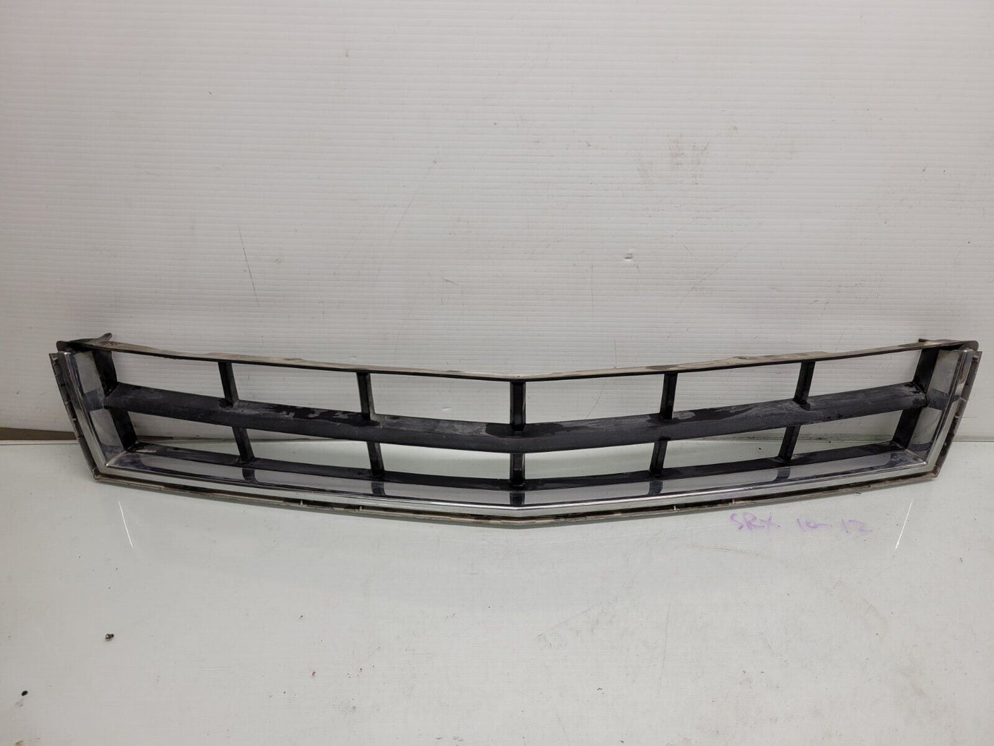 2010-2012 Cadillac Srx Front Center Lower Grille Oem