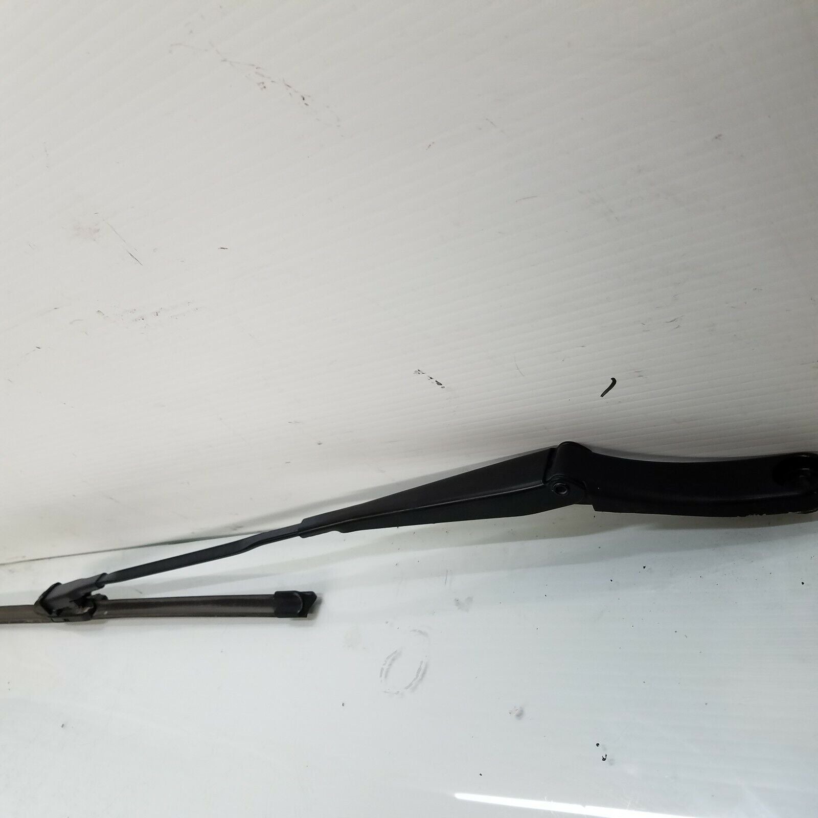 2008-2009 Audi Tt Coupe Right Windshield Wiper Arm W/ Blade Oem 8J1955408