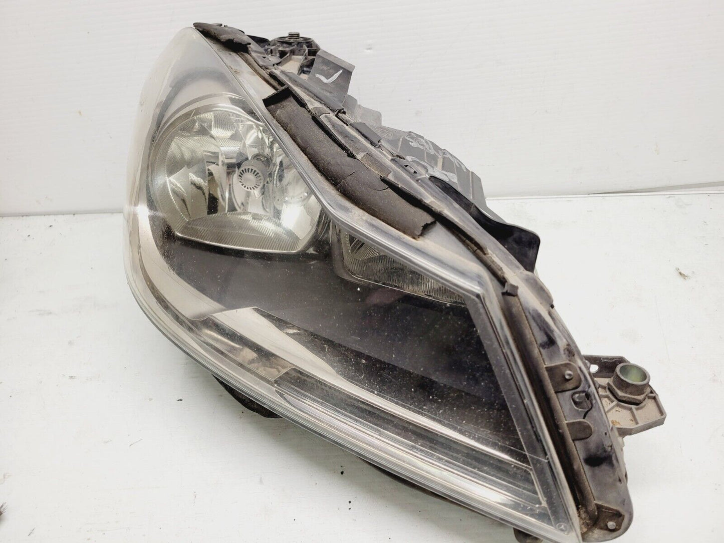 2012-2014 Mercedes C250 C350 Sedan Right Headlight OEM A2048200039