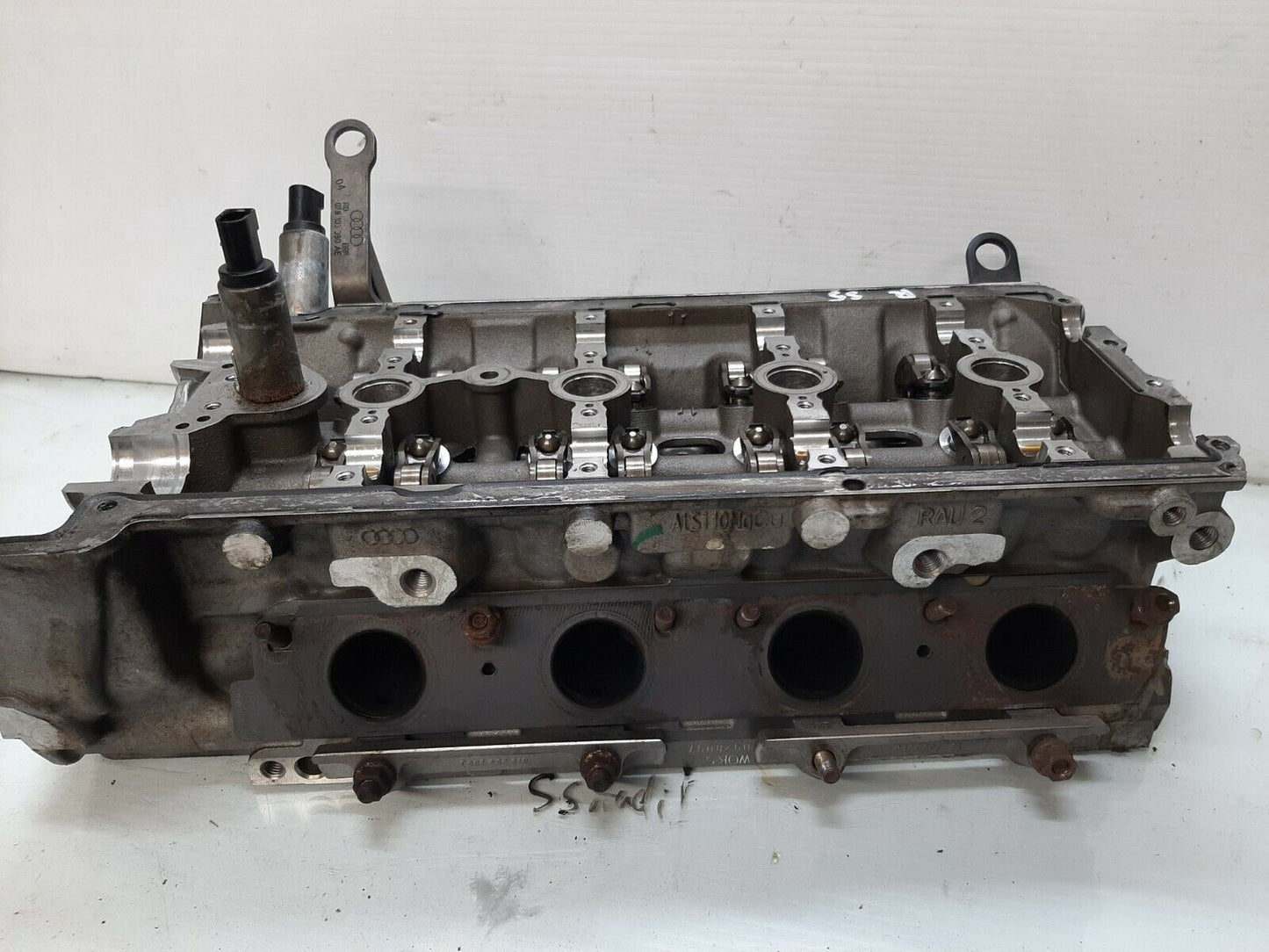 2008-2012 Audi S5 4.2L Engine Motor Right Cylinder Head Oem