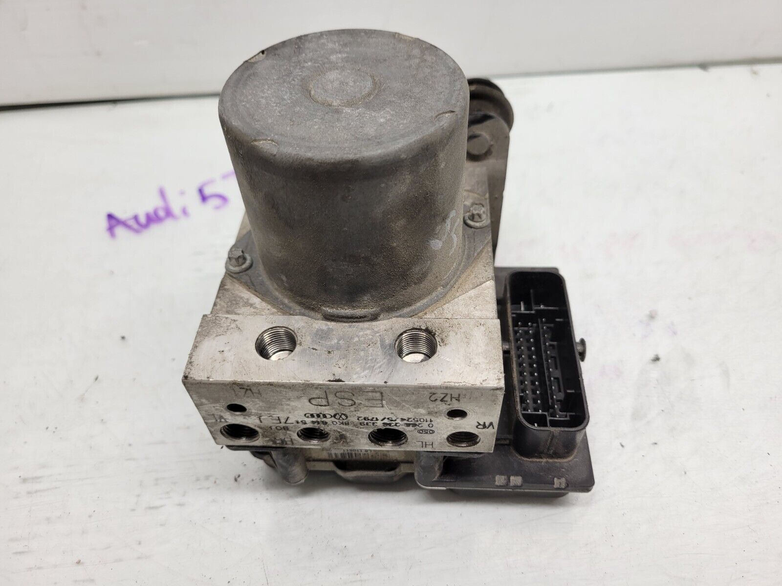 2010-2012 Audi S5 4.2L Abs Control Pump Oem