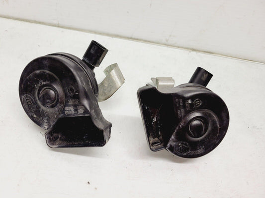 2012-2014 Mercedes C250 C350 High & Low Tone Pitch Horn Set OEM 0065428020