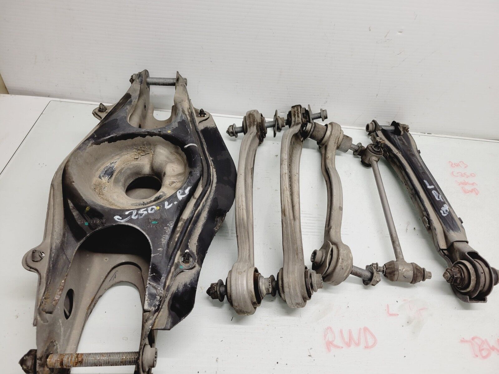 2012-2014 Mercedes C250 C350 RWD Left Rear Lower Control Arm Set of 6 OEM