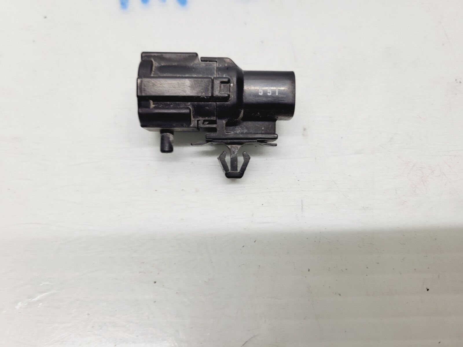 2014-2017 Infiniti Q50 Ambient Air Temperature Sensor Oem