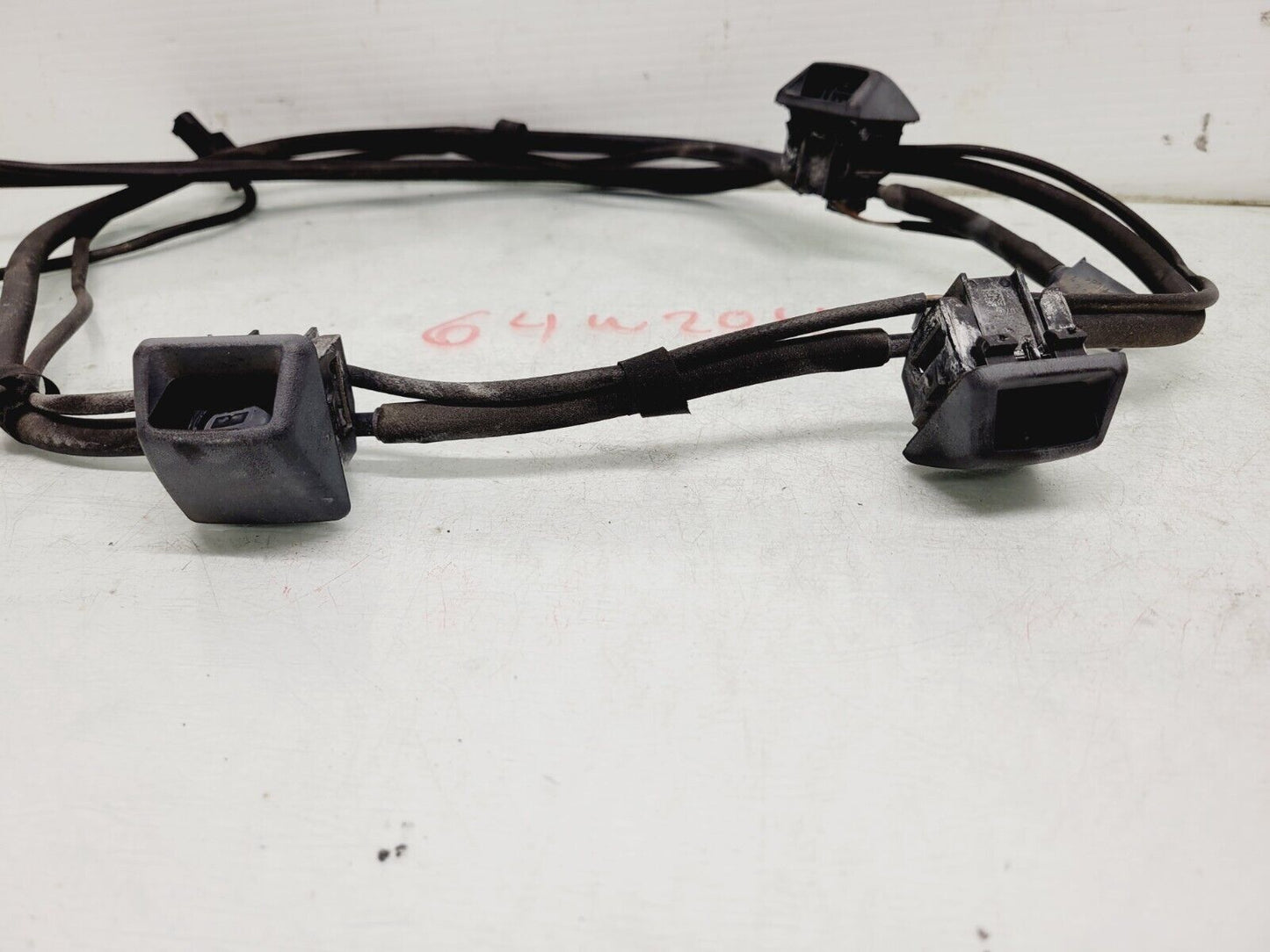 2008-2014 Mercedes C250 C300 C350 Windshield Washer Nozzle Jet 2048320714 set