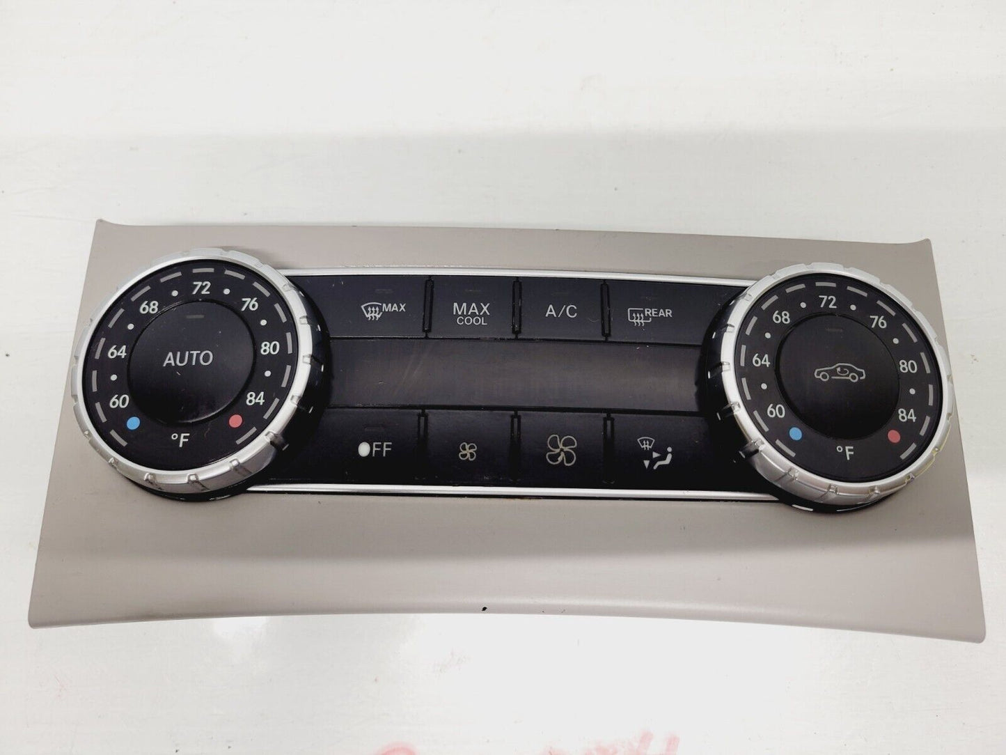 2012-2014 Mercedes C250 C350 AC Heater Climate Control OEM A2049006808