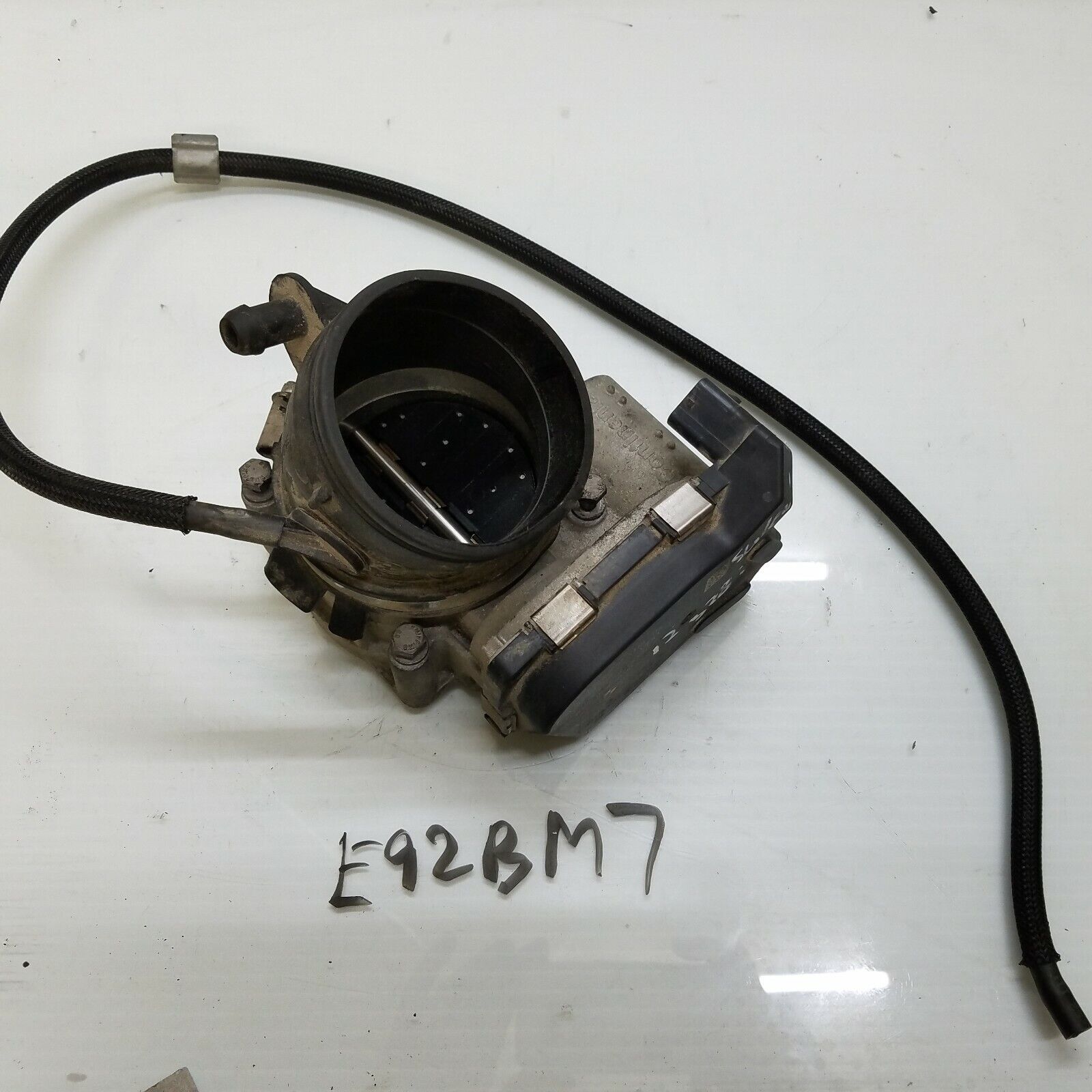 2011-2013 BMW 328I E92 Coupe Throttle Body Oem  7556118