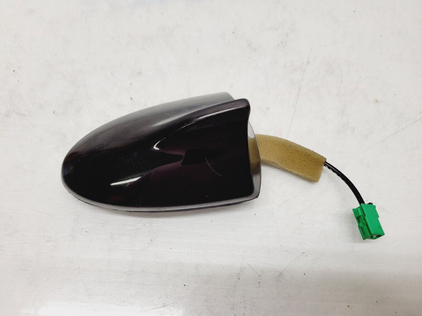 2014-2017 Infiniti Q50 Shark Fin Roof Antenna Oem