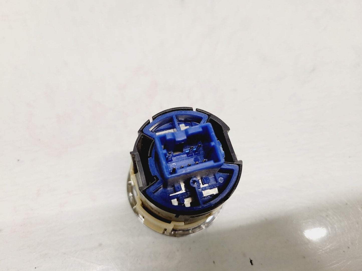 2014-2015 Infiniti Q60 Start Stop Engine Button Oem