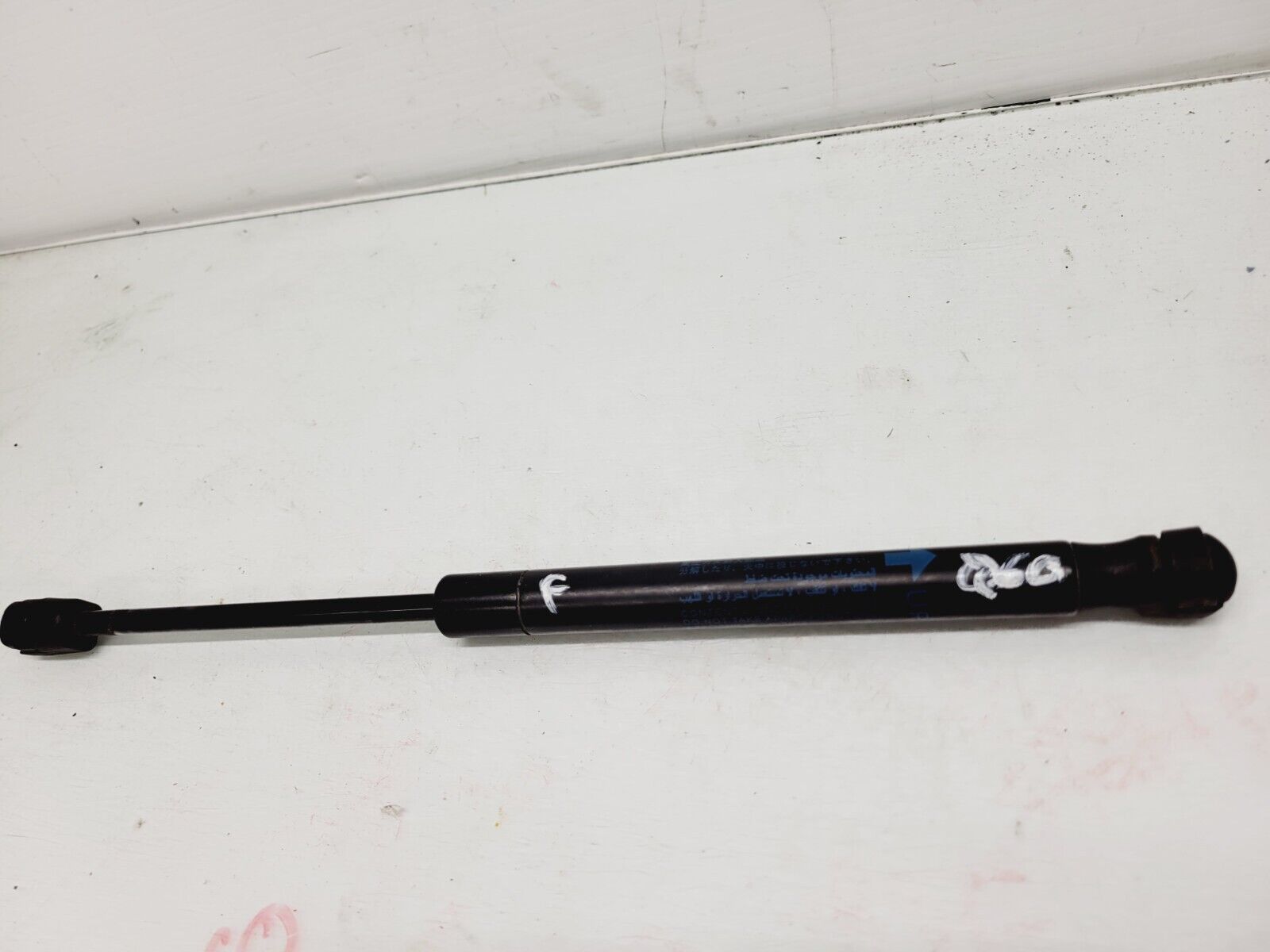 2014-2015 Infiniti Q60 Hood Lift Support Shock Strut Oem 65470-Jl00A