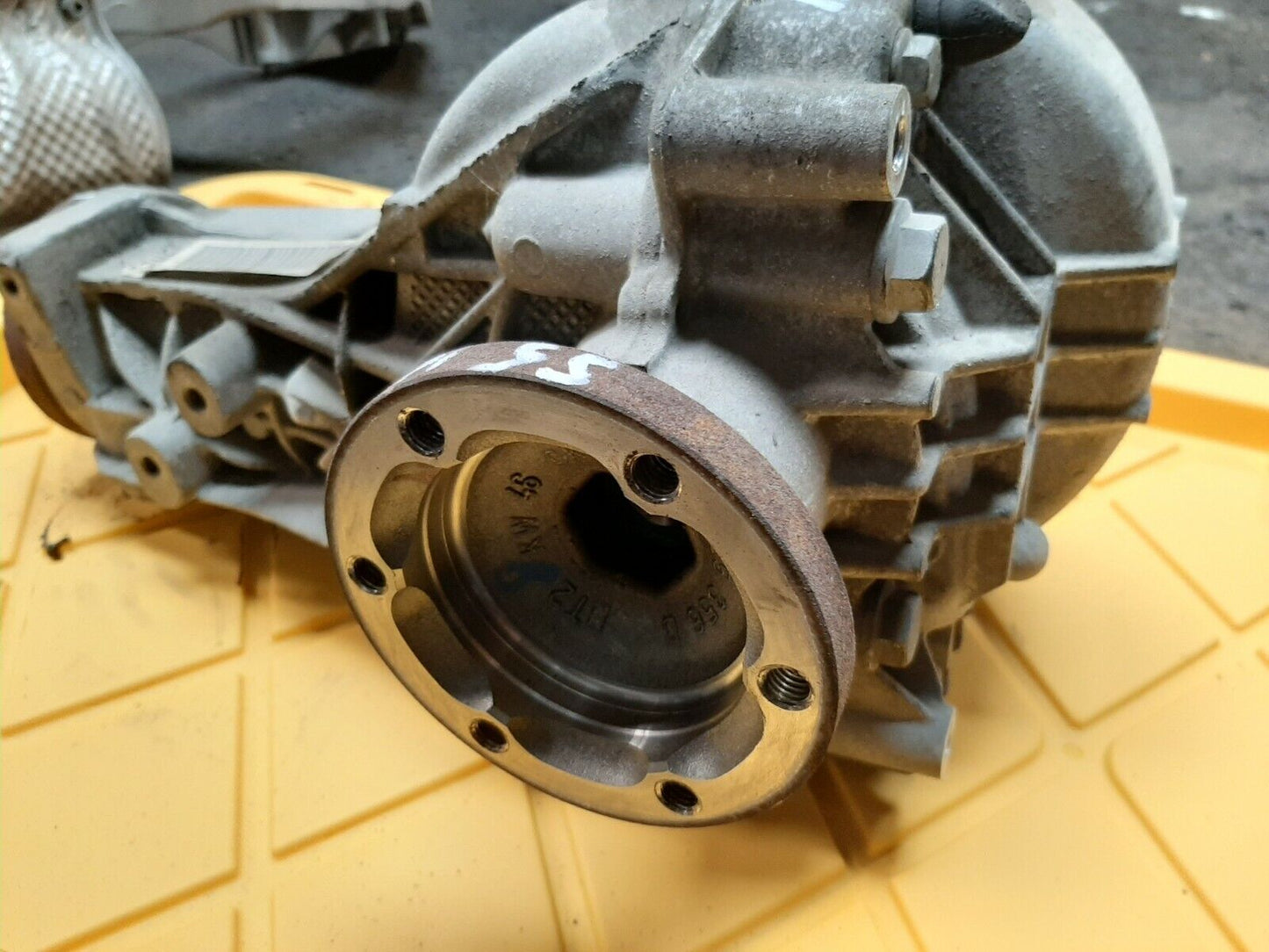 2012 Audi S5 Rear Differential Carrier Oem