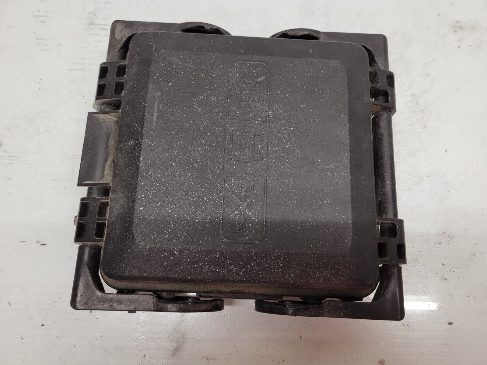 2013-2014 Cadillac Ats Fuse Box Relay Control Module Oem