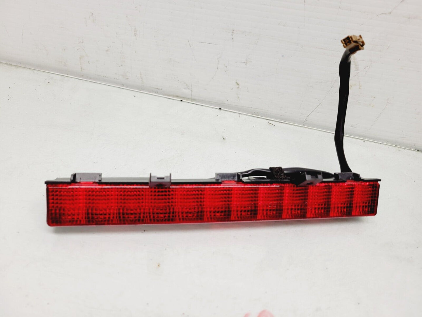 2014-2015 Infiniti Q60 Rear 3Rd Third Brake Stop Light Oem