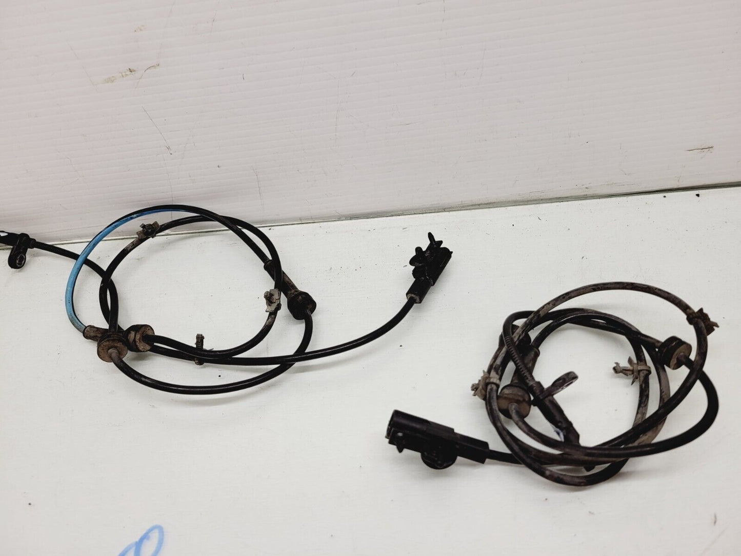 2014-2017 Infiniti Q50 Front Abs Wheel Speed Sensor Oem