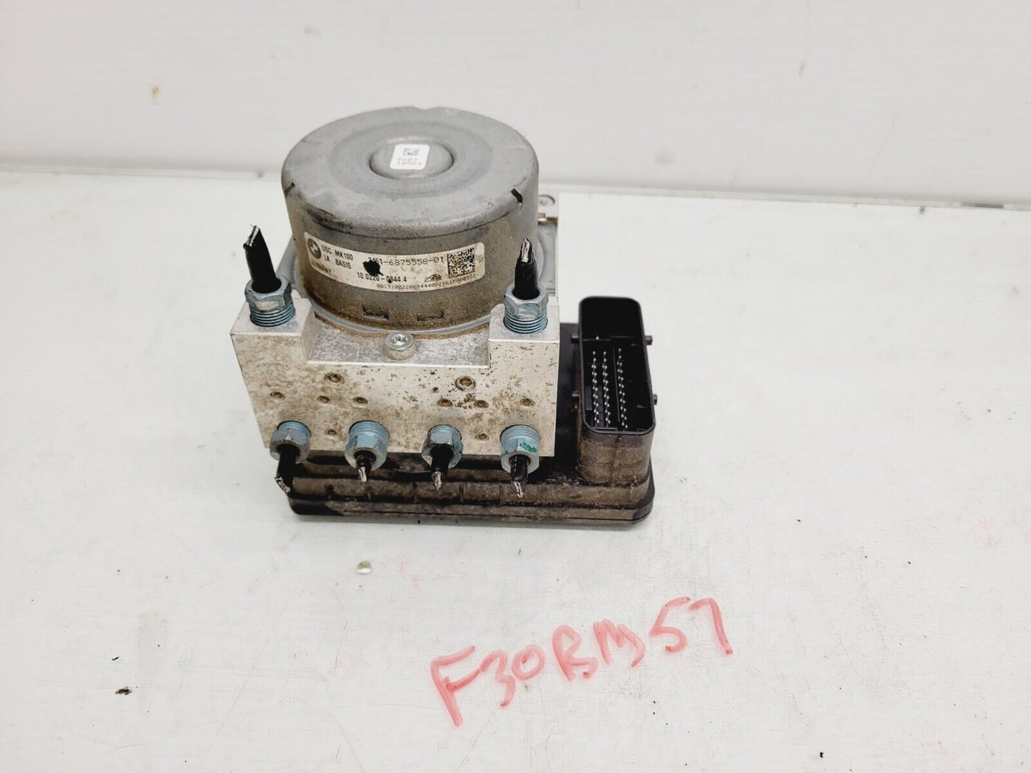 2016-2018 BMW 320I 330I 2.0L Abs Anti Lock Brake Pump Module Oem