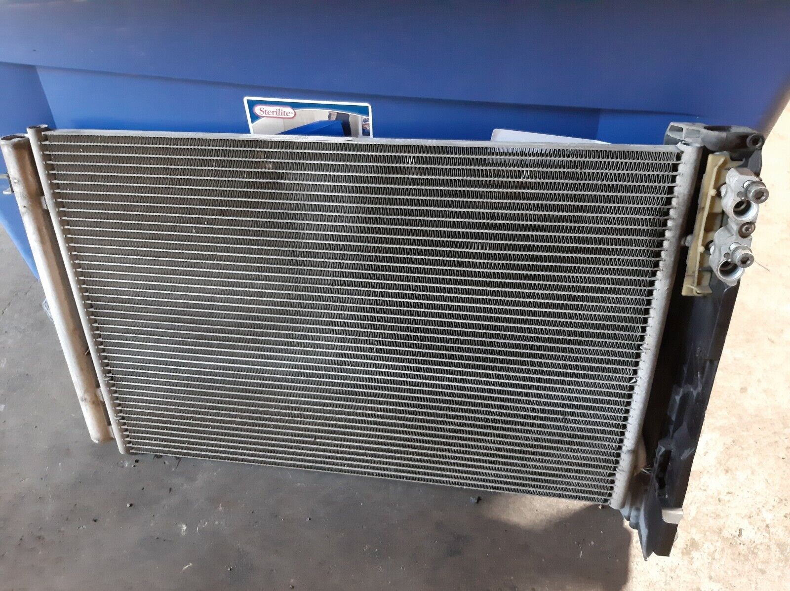 2009-2011 BMW 328Xi Xdrive Ac Condenser Oem