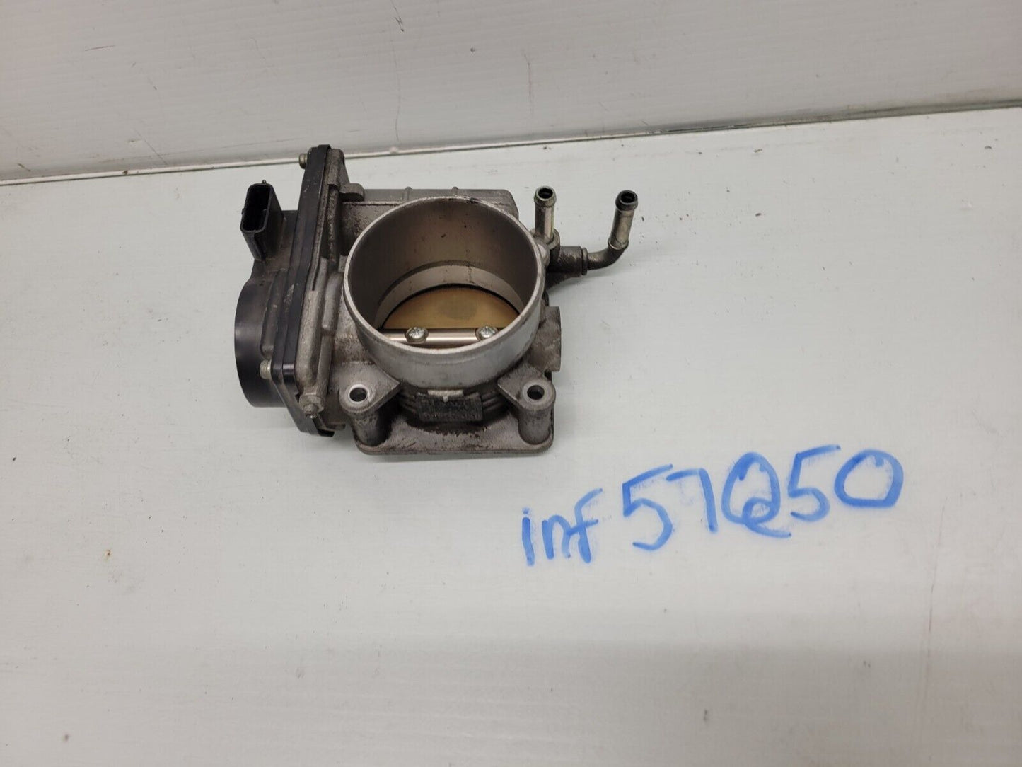 2014-2017 Infiniti Q50 Left Throttle Body Oem