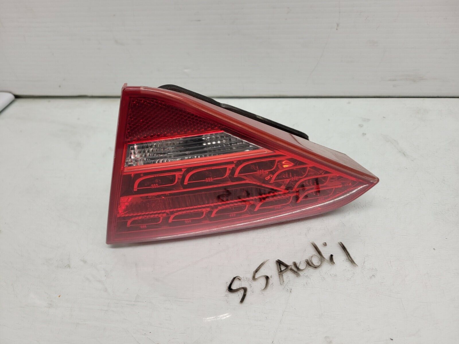 2009-2012 Audi A5 Right Rear Inner Tail Light Lamp Oem