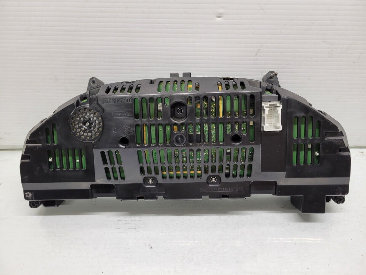 2012-2014 Mercedes C250 C300 Instrument Cluster Speedometer Oem